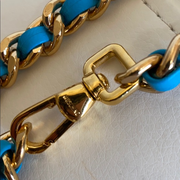 🔥Moschino Milano Tiny Bag🔥 - Picture 3 of 7